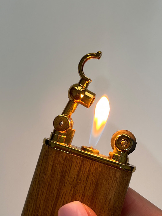 فندک برند لایتر(Lighter) مدل Vintage Flame – بدنه چوبی لوکس