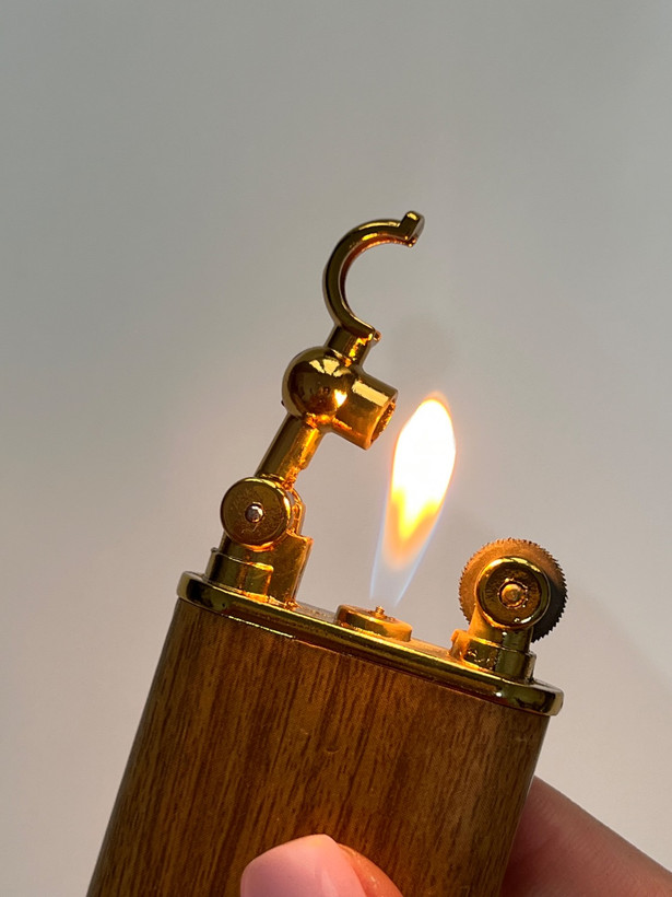 فندک برند لایتر(Lighter) مدل Vintage Flame – بدنه چوبی لوکس