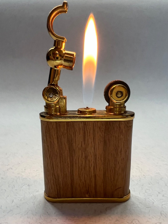 فندک برند لایتر(Lighter) مدل Vintage Flame – بدنه چوبی لوکس