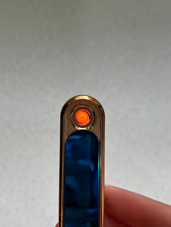 فندک المنتی برند گیگر (GIGER) مدل کشویی شارژی USB بدون نیاز به گاز