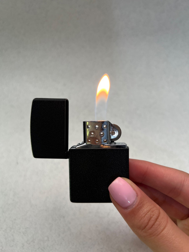 فندک گازی لایتر(Lighter) طرح زیپو بدنه طرح آسفالت فلزی