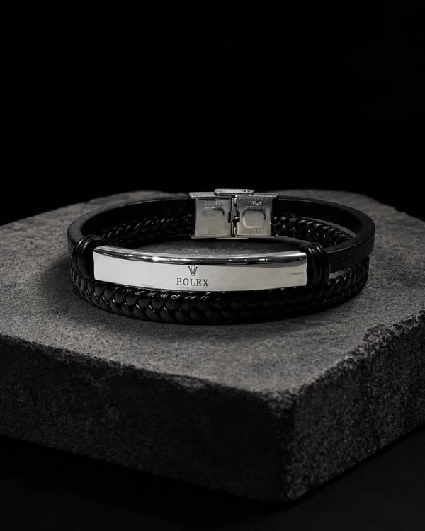 دستبند چرمی مردانه رولکس (ROLEX) دو لاین با پلاک استنلس استیل رنگ نقره ای
