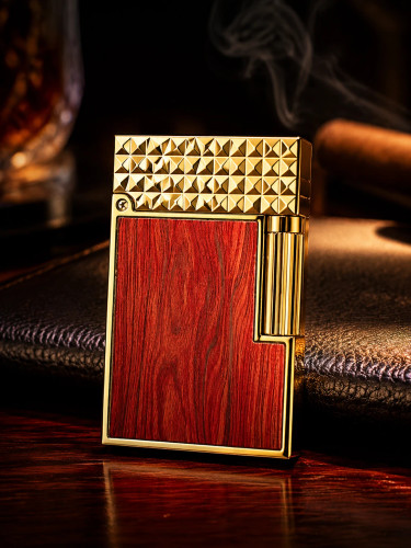 فندک گازی بغل زن برند لایتر(Lighter) طرح چوب کد 02