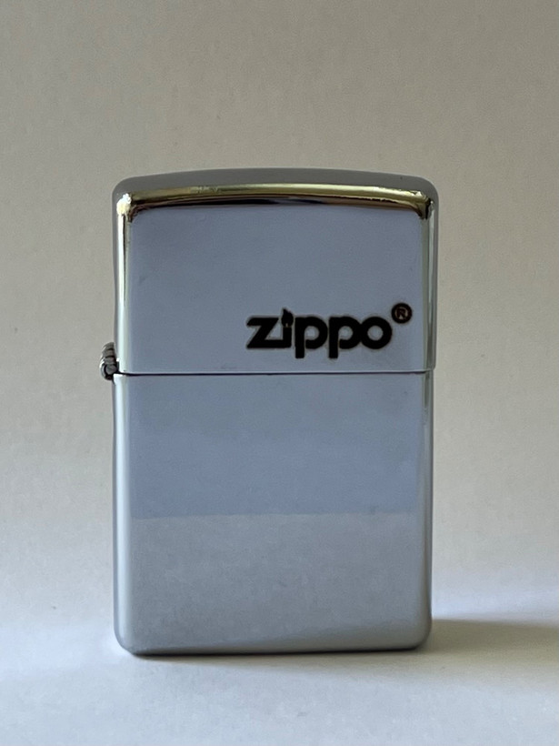 فندک بنزینی طرح زیپو (ZIPPO) مدل نقرهای براق کلاسیک - High Quality