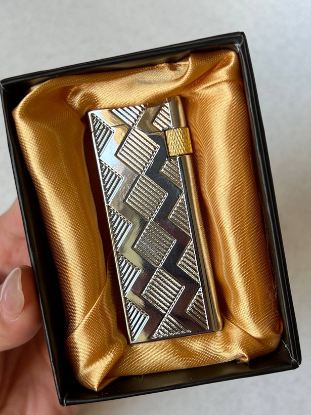 فندک گازی لوکس کلاسیک چرخ بغل برند لایتر(Lighter) مدل Geometric (هندسی) – شعله نرم و بدنه اسلیم