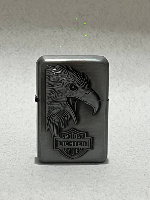 پک هدیه ۴ تکه فندک بنزینی لایتر (LIGHTER) طرح عقاب هارلی دیویدسون با چوب سیگار و بنزین در دو رنگ | فروشگاه بارزار