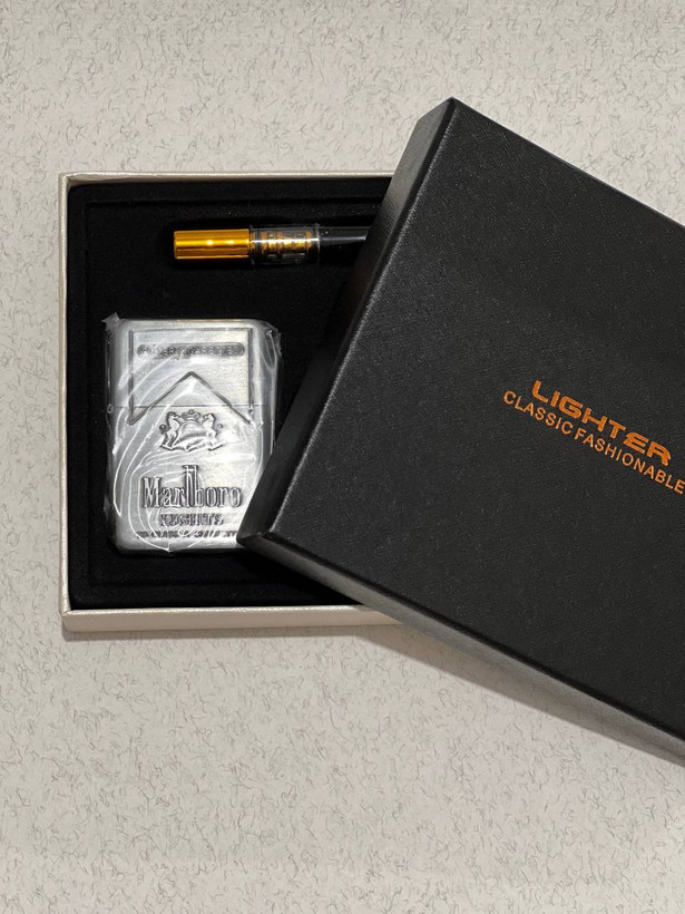 پک هدیه ۴ تکه فندک بنزینی لایتر (LIGHTER) طرح مارلبرو لایتس نقرهای | فروشگاه بارزار
