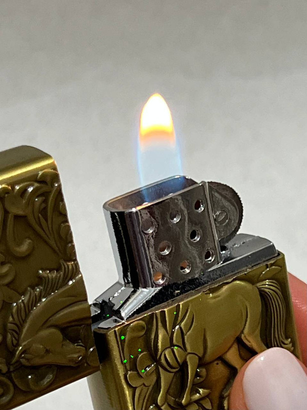 فندک گازی طرح زیپو لایتر (LIGHTER) طرح برجسته اسب در دو رنگ | فروشگاه بارزار