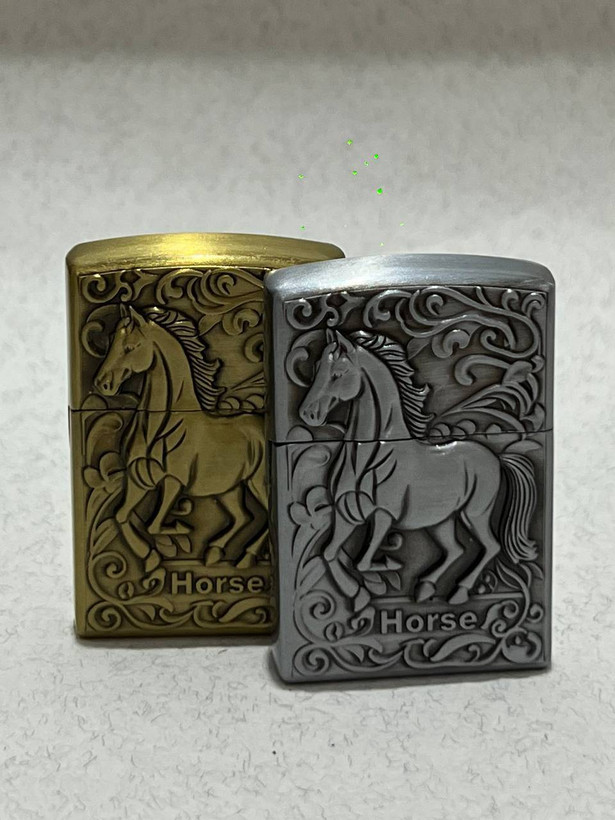 فندک گازی طرح زیپو لایتر (LIGHTER) طرح برجسته اسب در دو رنگ | فروشگاه بارزار